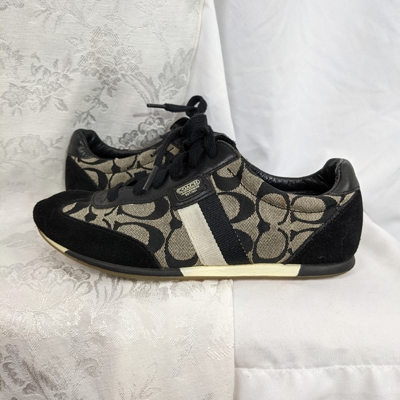 Coach EUC Joss sneakers 6 black logo C - Picture 6 of 16